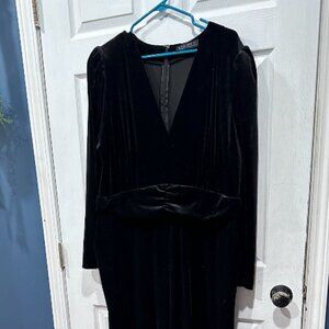 Eloquii Black Velvet Wide-Leg Jumpsuit